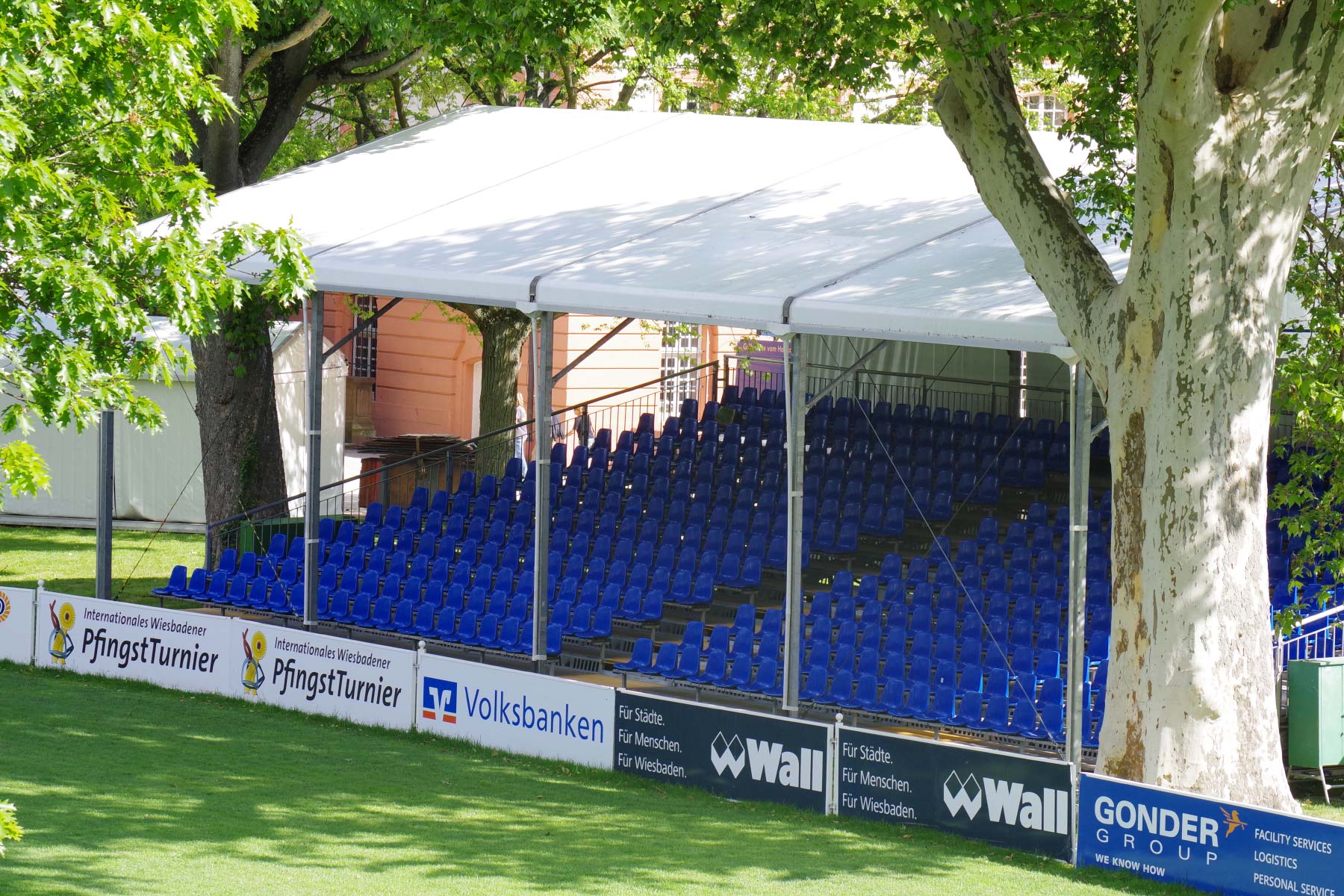 Bender Tribünen, Bühnen und Stadien für Sport Veranstaltungen Events537
